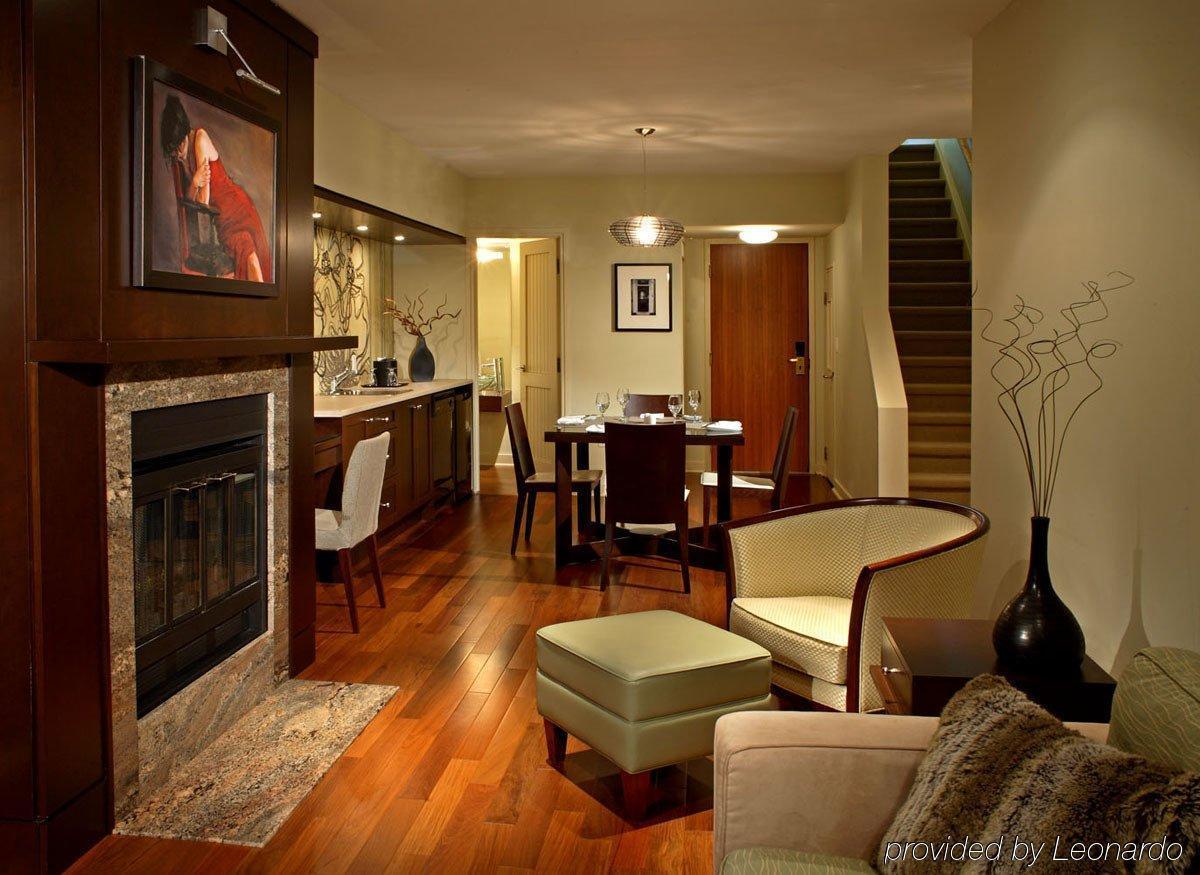 Hotel Taboo Muskoka 3*