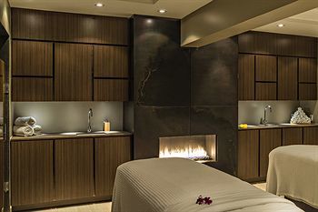 Taboo Muskoka Hotel